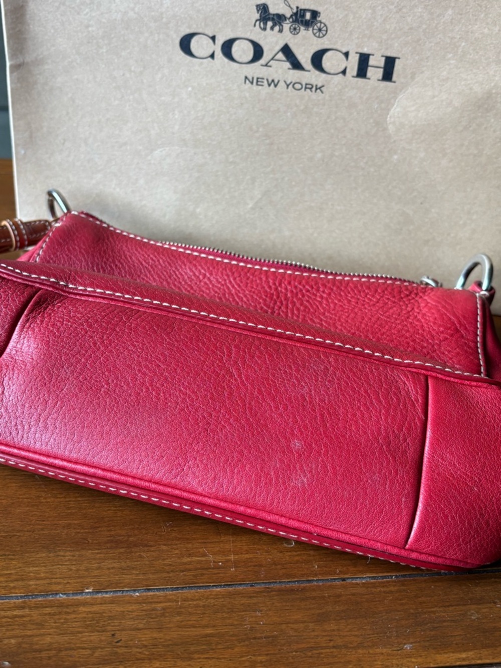 Vintage Coach Chelsea red leather bag - Picture 6 of 6